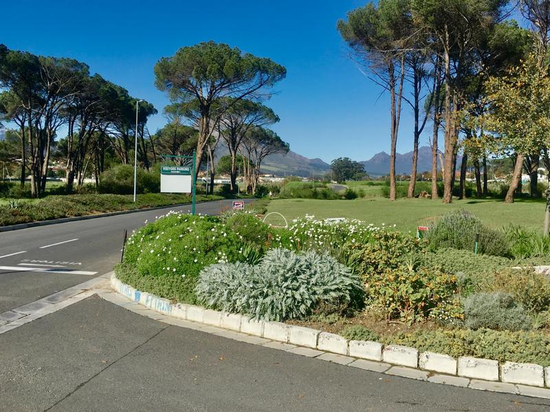 To Let 4 Bedroom Property for Rent in Cloetesville Western Cape